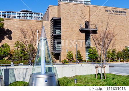 大阪市立東洋陶磁美術館 136835018