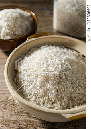 Long-grain rice Long-grain rice 136836466