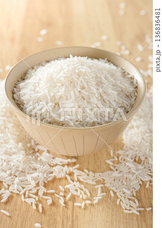 Long-grain rice Long-grain rice 136836481