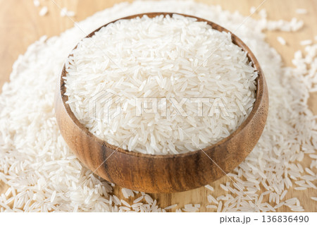 Long-grain rice 136836490