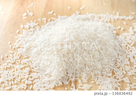 Long-grain rice 136836492