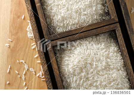 Long-grain rice 136836501