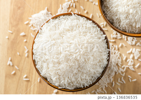 Long-grain rice 136836535