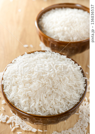 Long-grain rice Long-grain rice 136836537