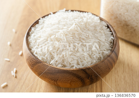 Long-grain rice Long-grain rice 136836570