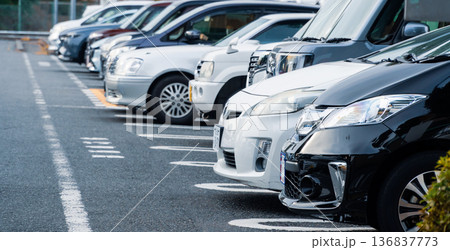 駐車場 駐車場 136837773