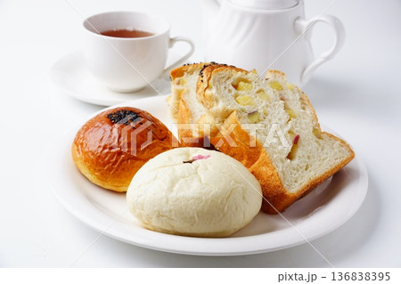 アンパン 芋食パン アンパン 芋食パン 136838395
