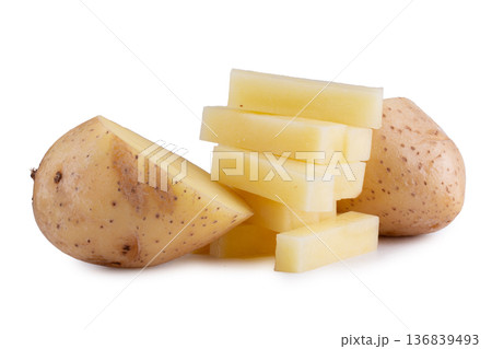 Raw potatoes isolated on white background. 136839493