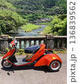 田舎の石橋と清流とカスタムスクーター 日本の風景 136839562