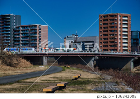 早春の河川敷 早春の河川敷 136842008