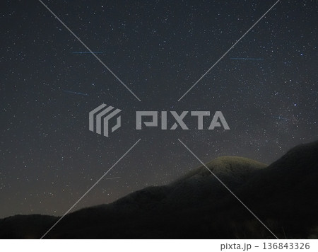 2月の赤城山と北極星（20260218044536） 136843326