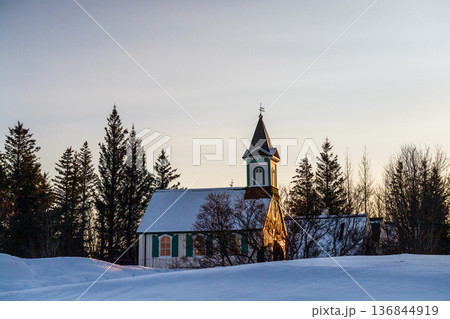 Little church in Thingvellir National Park 136844919
