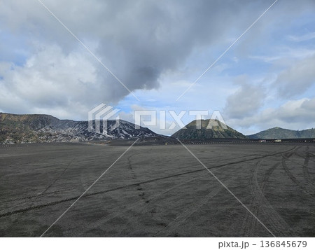 This is mount bromo in the morning.  136845679