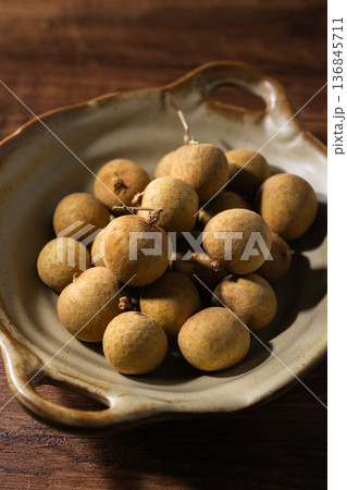 Longan 136845711