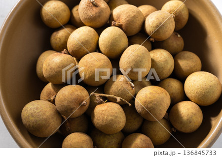 Longan 136845733