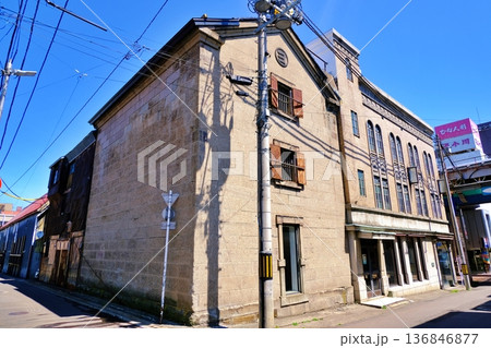 小樽市指定歴史的建造物 第81号 旧丸ヨ白方支店 小樽市指定歴史的建造物 第81号 旧丸ヨ白方支店 136846877