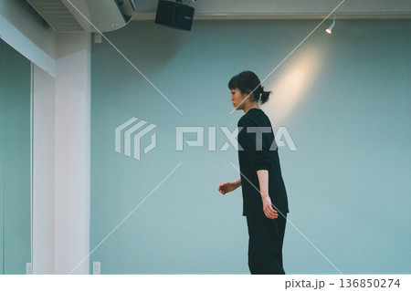 dance practice 136850274