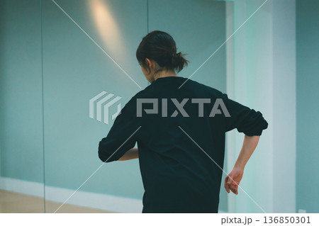 dance practice 136850301