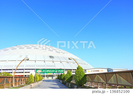 愛知県名古屋市、ナゴヤドームの風景 136852100