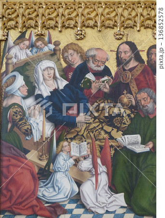 Death of the Virgin Mary, Twelve Apostles altar in St James Church in Rothenburg ob der Tauber, Germany Death of the Virgin Mary, Twelve Apostles altar in St James Church in Rothenburg ob der Tauber, Germany 136852578