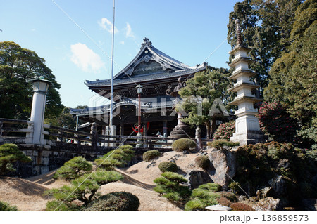 愛知県 豊川稲荷・本殿と庭園 愛知県 豊川稲荷・本殿と庭園 136859573