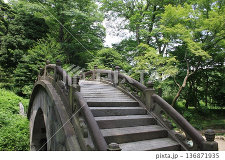 小石川後楽園の円月橋 136871935