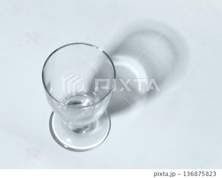 グラス 136875823