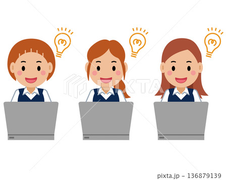 ひらめき顔でパソコンを操作するネイビー事務服の若い女性。その2 ひらめき顔でパソコンを操作するネイビー事務服の若い女性。その2 136879139