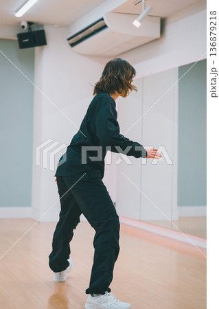 dance practice 136879218