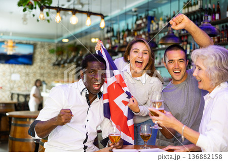Happy diverse group celebrating Britain 136882158