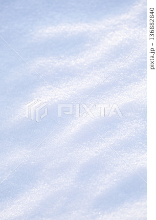 デコボコした雪模様　蒜山高原 136882840