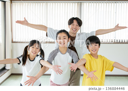 キッズダンススクールイメージ 136884446