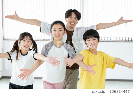 キッズダンススクールイメージ 136884447