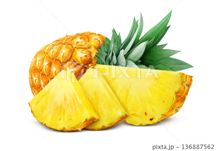 パイナップル イラスト パイン リアル 136887562