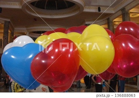 Multicolor Air Balloons 136888063