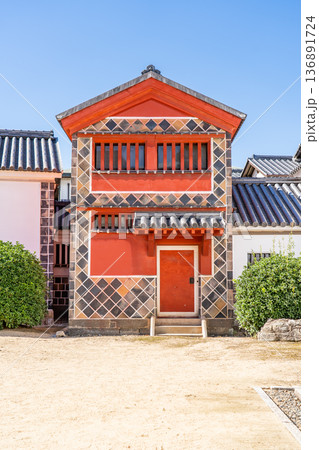 大原美術館 東洋館 倉敷美観地区観光(白壁の蔵屋敷、なまこ壁、柳並木などのレトロモダンな街並み) 大原美術館 東洋館 倉敷美観地区観光(白壁の蔵屋敷、なまこ壁、柳並木などのレトロモダンな街並み) 136891724