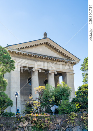 大原美術館 本館 倉敷美観地区観光(白壁の蔵屋敷、なまこ壁、柳並木などのレトロモダンな街並み) 大原美術館 本館 倉敷美観地区観光(白壁の蔵屋敷、なまこ壁、柳並木などのレトロモダンな街並み) 136891734