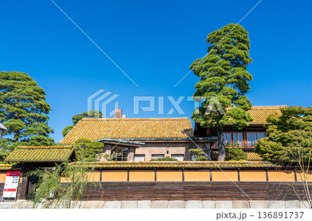 有隣荘（大原家旧別邸：緑御殿　倉敷の迎賓館）倉敷美観地区観光（白壁の蔵屋敷レトロな街並み） 136891737