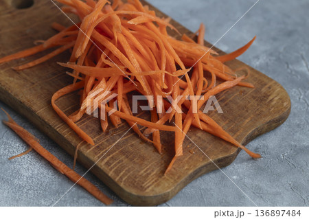 Carrot and green onion salad for healthy eating and hormonal balance Peppercorns Carrot and green onion salad for healthy eating and hormonal balance Peppercorns 136897484