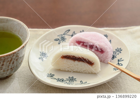 鹿児島名物 かるかん 鹿児島名物 かるかん 136899220