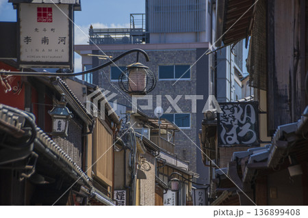 京都の街並み 京都の街並み 136899408