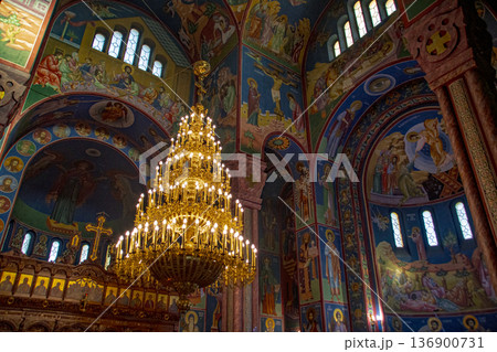 スロベニアの首都リュブリャナの都心風景 136900731