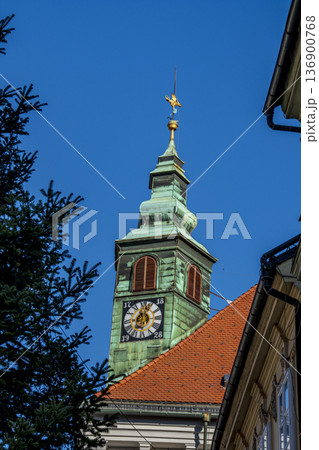 スロベニアの首都リュブリャナの都心風景 スロベニアの首都リュブリャナの都心風景 136900768