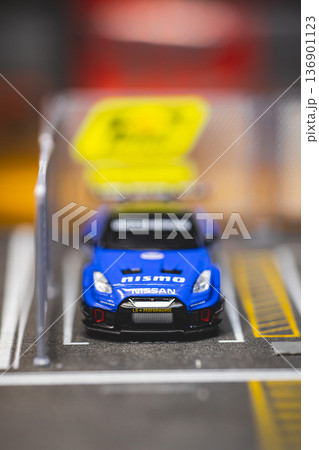 台湾 モデルカー おもちゃの車 136901123