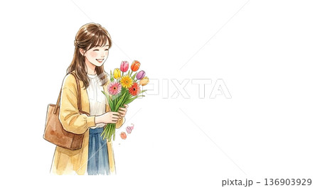 花屋でガーベラやチューリップを選んでいる 136903929