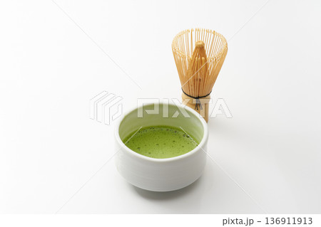 抹茶 白背景イメージ 抹茶 白背景イメージ 136911913