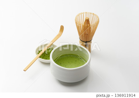 抹茶 白背景イメージ 抹茶 白背景イメージ 136911914
