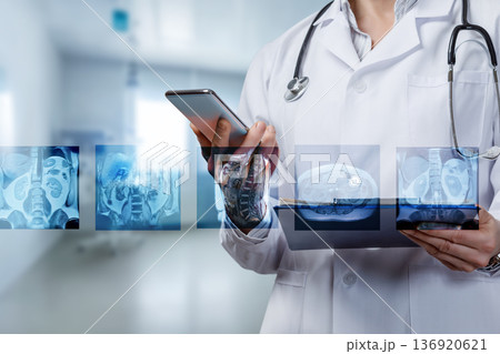 Doc scans with tech 136920621