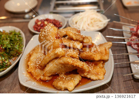 Sweet and Sour Pork (Tangsuyuk) Sweet and Sour Pork (Tangsuyuk) 136921617