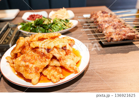 Sweet and Sour Pork (Tangsuyuk) Sweet and Sour Pork (Tangsuyuk) 136921625